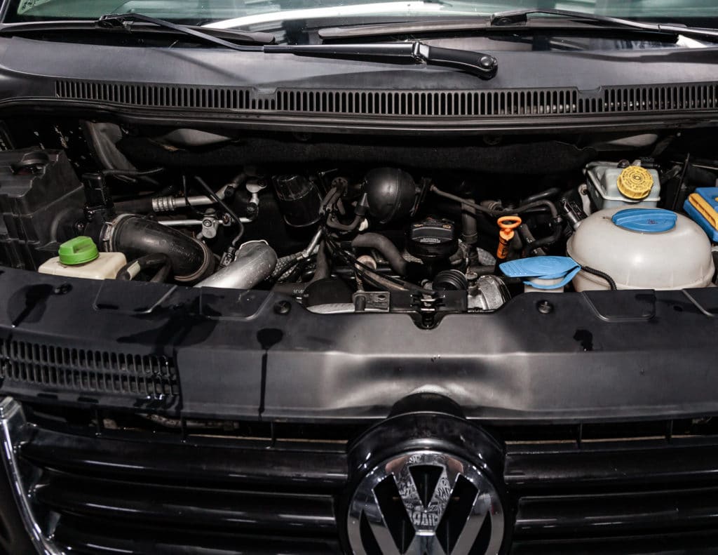 VW T5 Multivan 2.5l turbodiesel 5 Zylinder 170 PS 400000 km pour