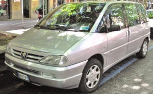 Peugeot 806