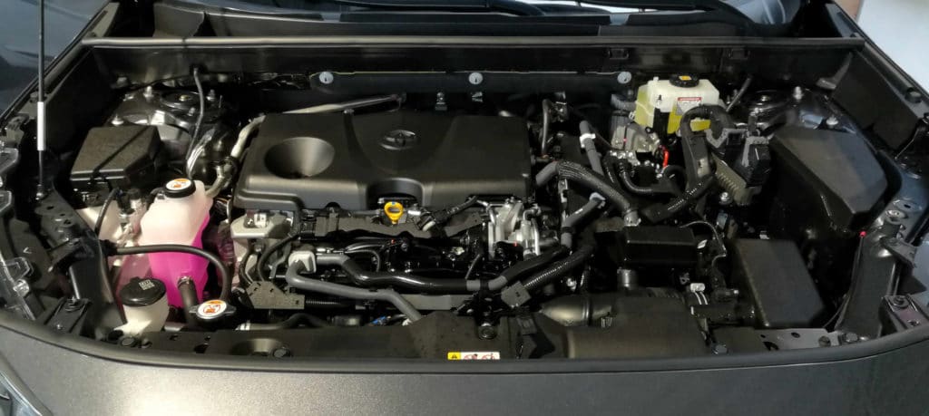Der Zahnriemenwechsel beim Toyota RAV4 verursacht je nach Motortyp unterschiedlich hohe Kosten
