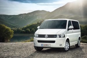 Inspektion bei einem VW T5 Multivan