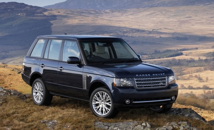 Inspektion bei einem Land Rover Range Rover