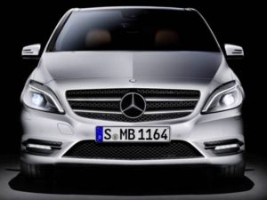 Inspektion einer Mercedes B-Klasse Typ W247 von 2019