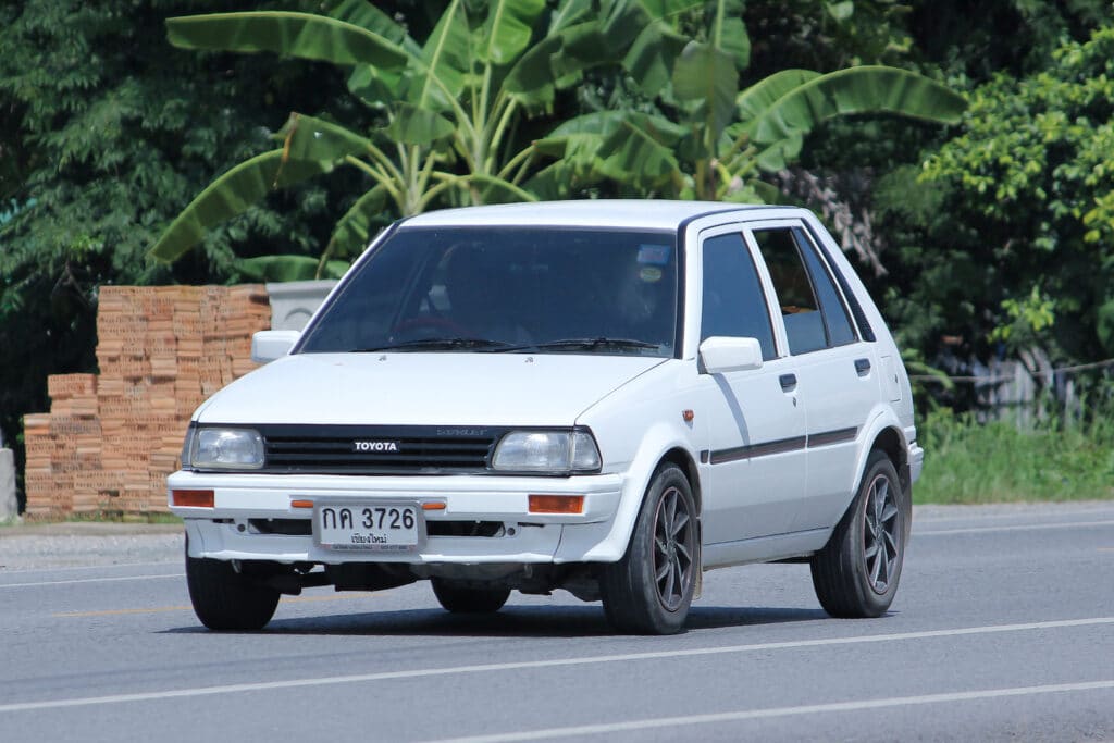 Ölwechsel beim Toyota Starlet