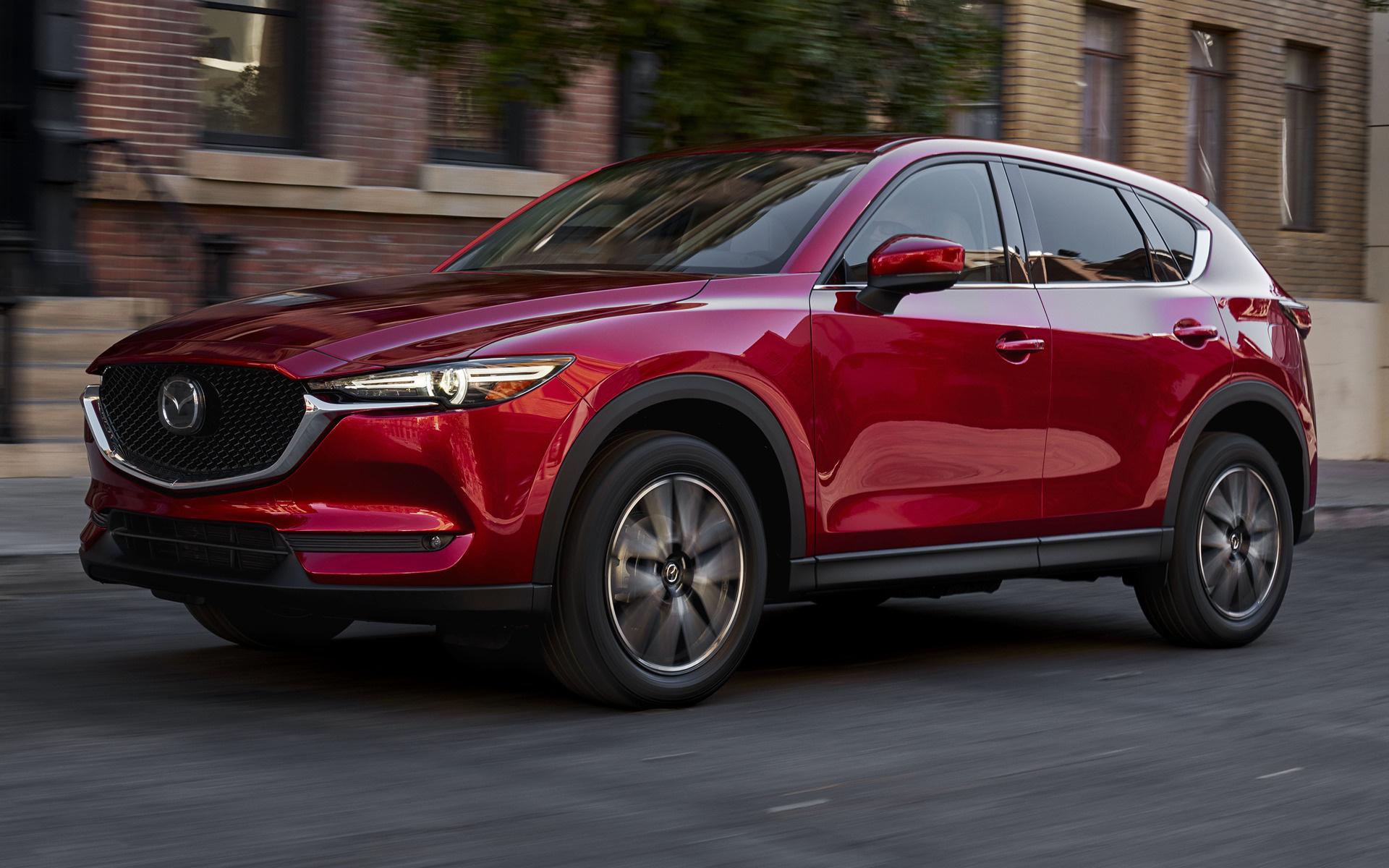 Inspektion bei einem Mazda CX-5