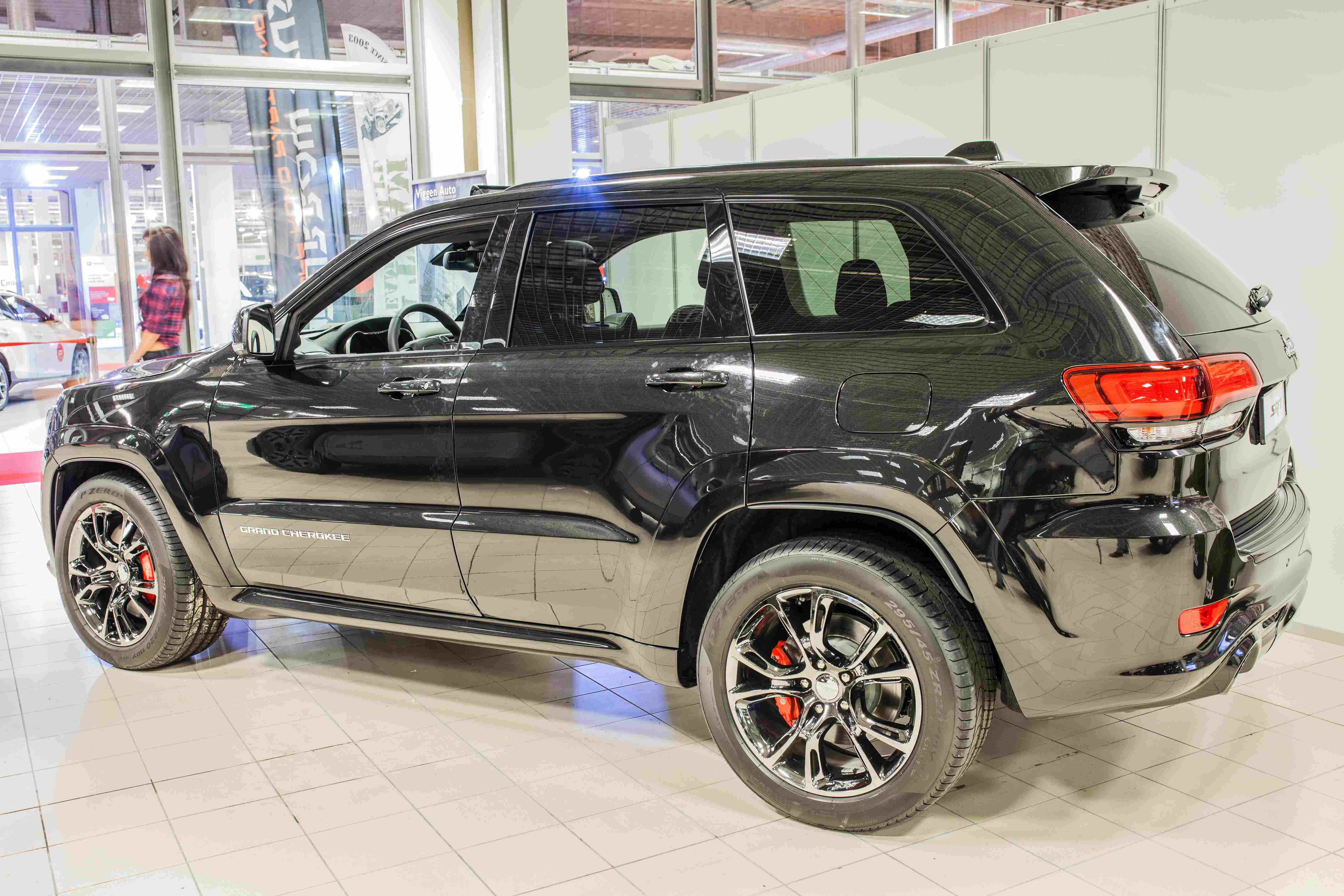 Jeep Grand Cherokee 6.4 SRT8