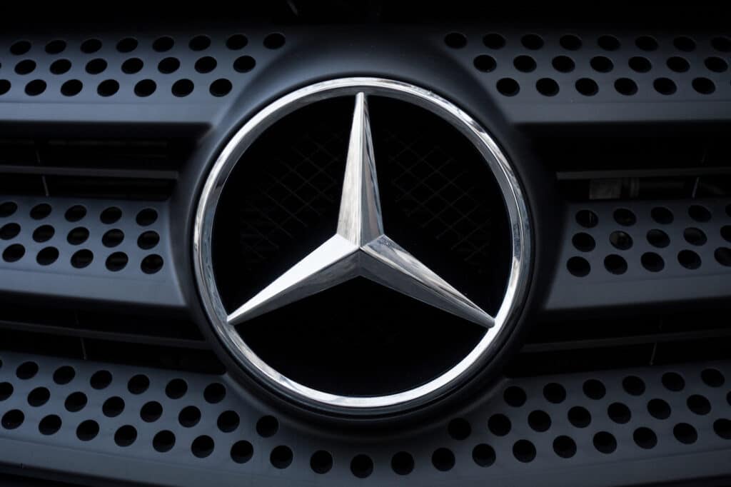 Mercedes-Benz CLS (C219)