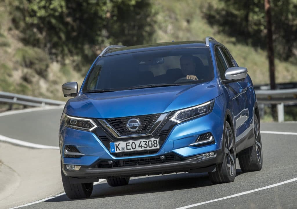 Nissan Qashqai II Geländewagen geschlossen (J11, J11_) 