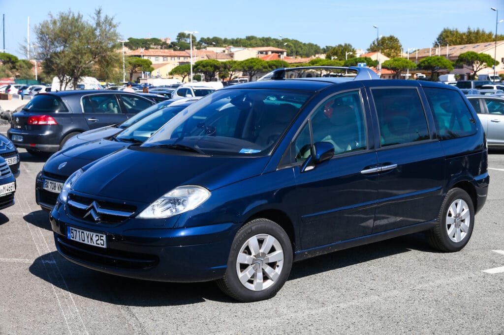 Ölwechsel beim Citroën C8