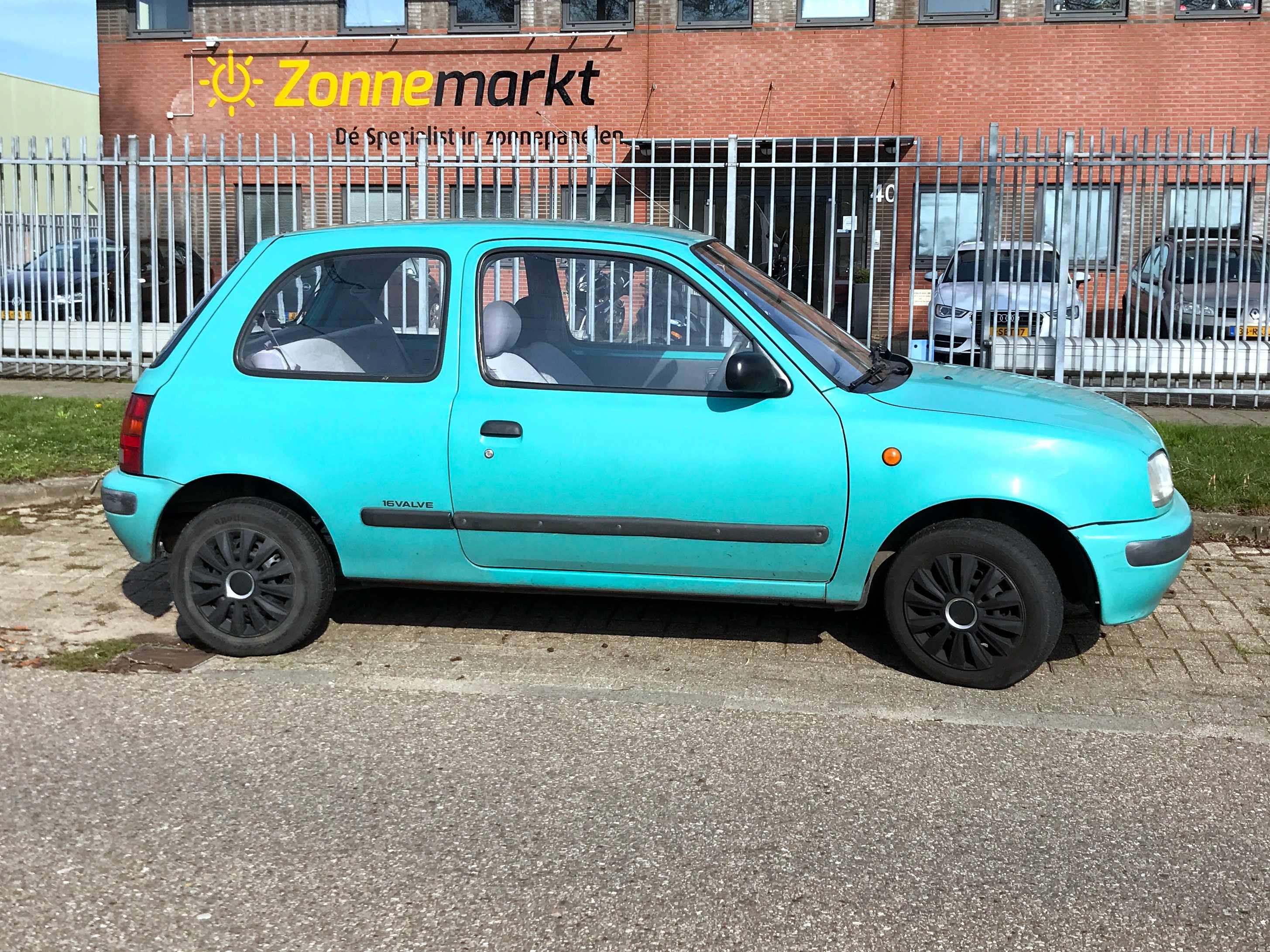 Nissan Micra II 1.4i 16V