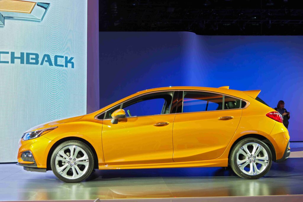 Hintere Bremsen wechseln beim Chevrolet Cruze