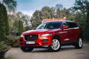 Bremsenwechsel beim Jaguar F-Pace