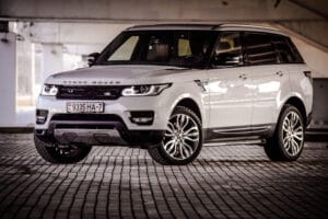 Bremsenwechsel beim Land Rover Lange Rover