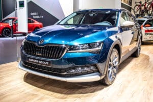 Bremsenwechsel vorne beim Skoda Superb