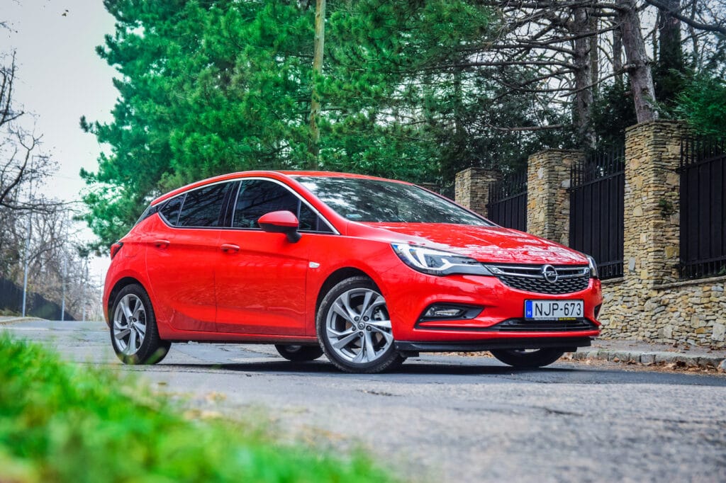 Anhängerkupplung nachrüsten beim Opel Astra K