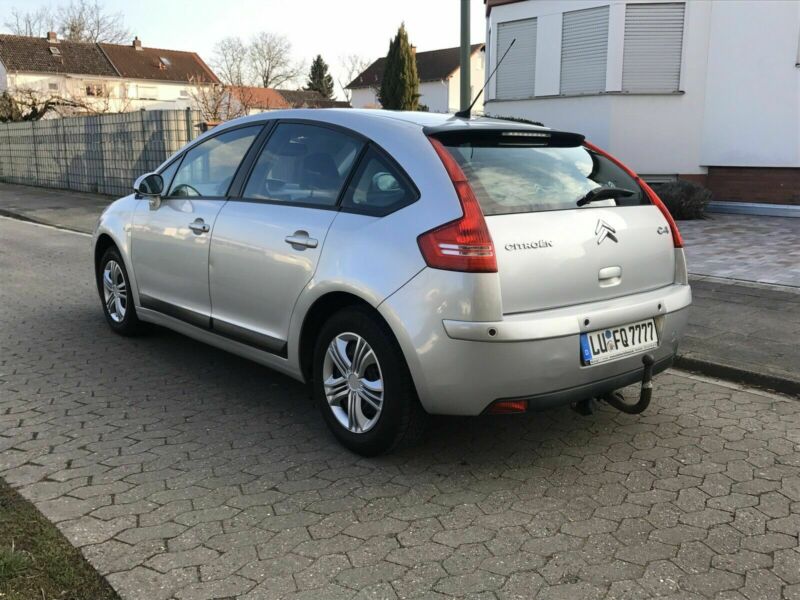 Ölwechsel beim Citroen C4 