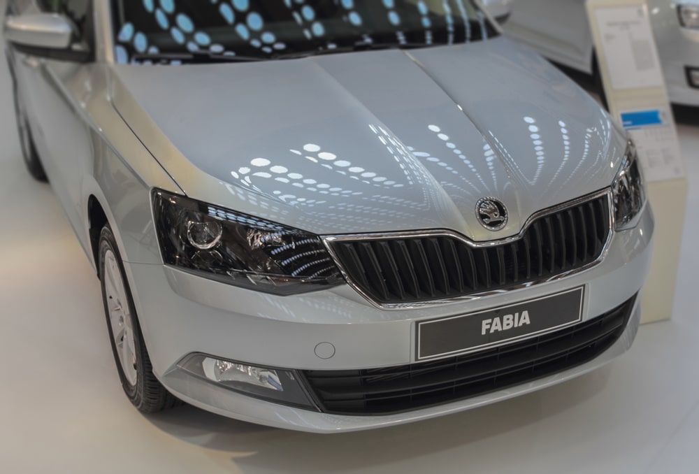 Skoda Fabia weiß 2017 vorne Skoda Fabia 1.9 Zahnriemenwechsel